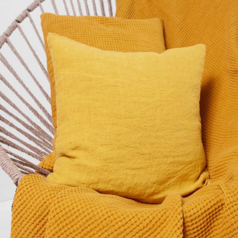 Yellow linen cotton blanket, with cushion covers