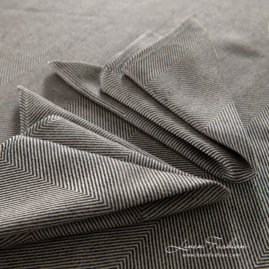 MINERAL linen cotton napkin in herringbone pattern