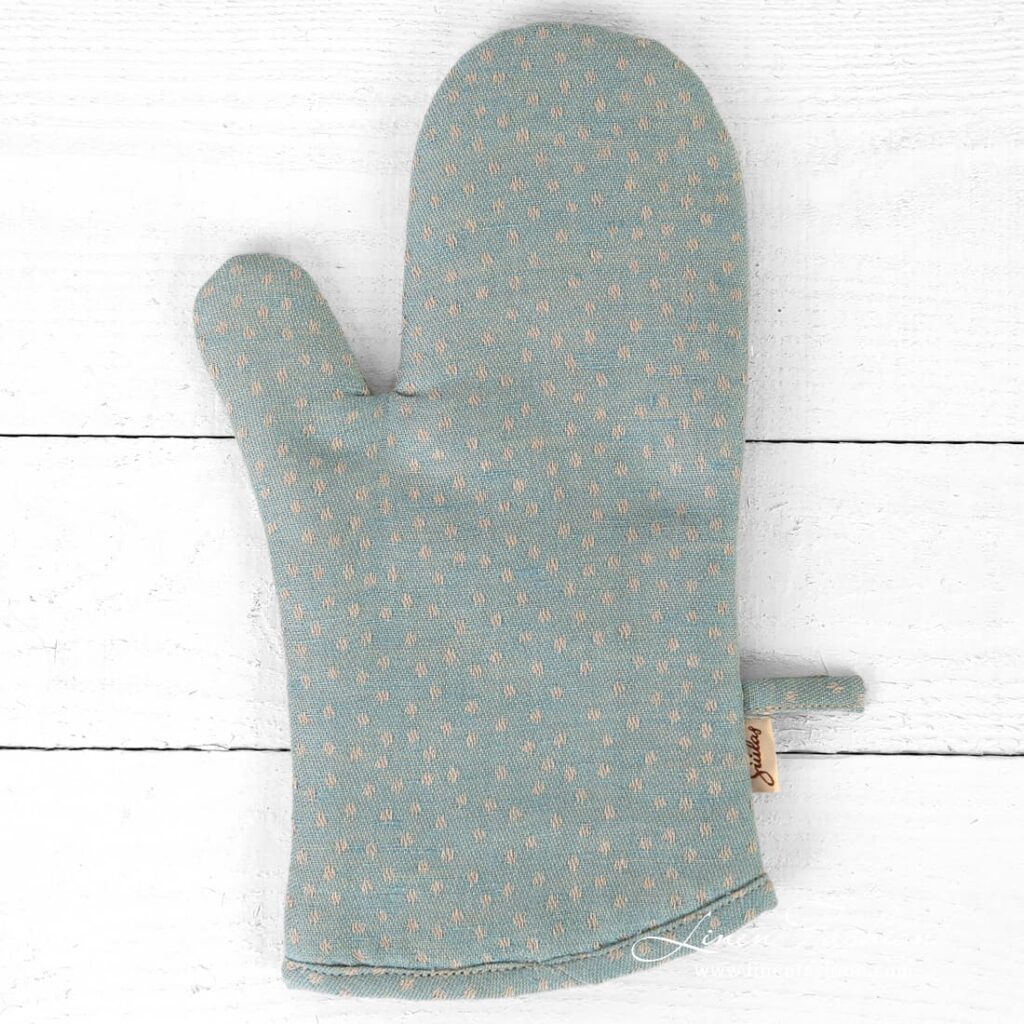 CANDY blueish green linen cotton kitchen gloves