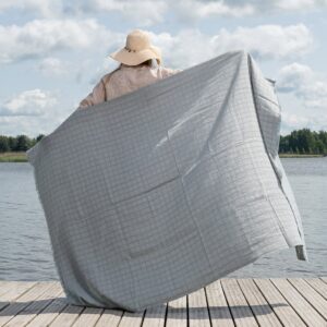 Linen beach towel in blue-grey checks, large size