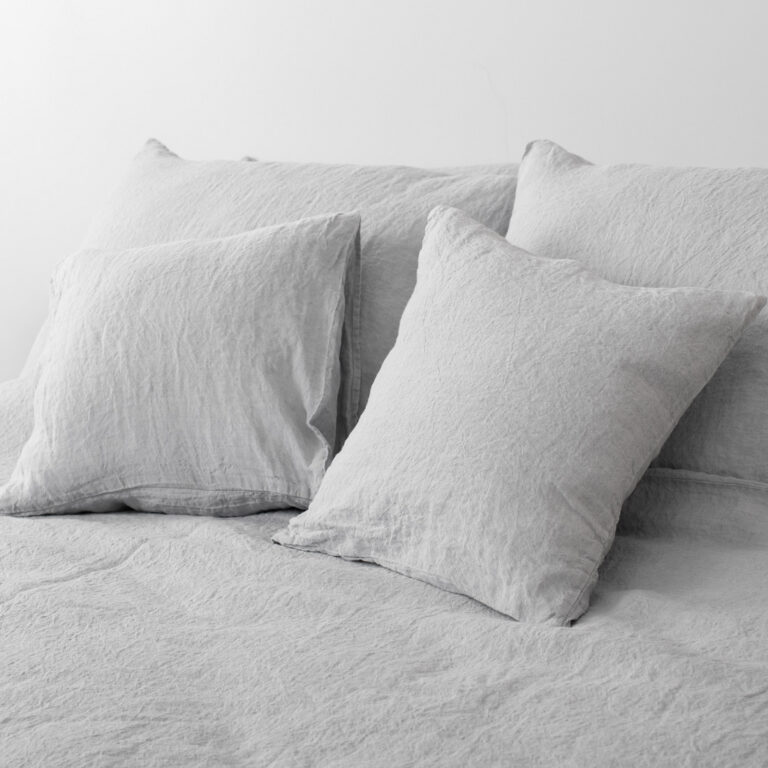 Alaska pillow case.