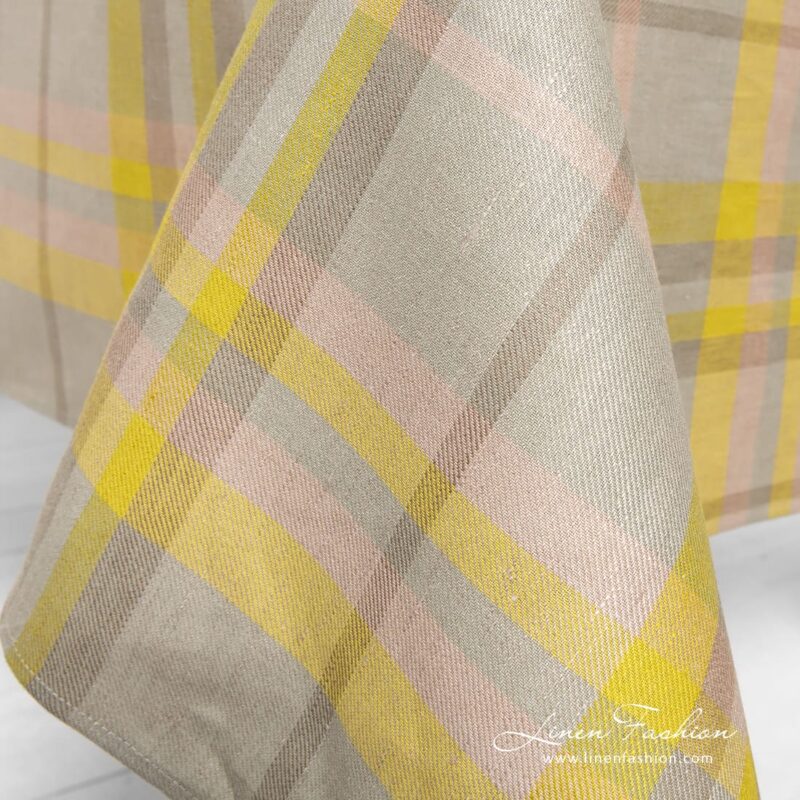 LOZANA checked linen tablecloth in twill weave pattern