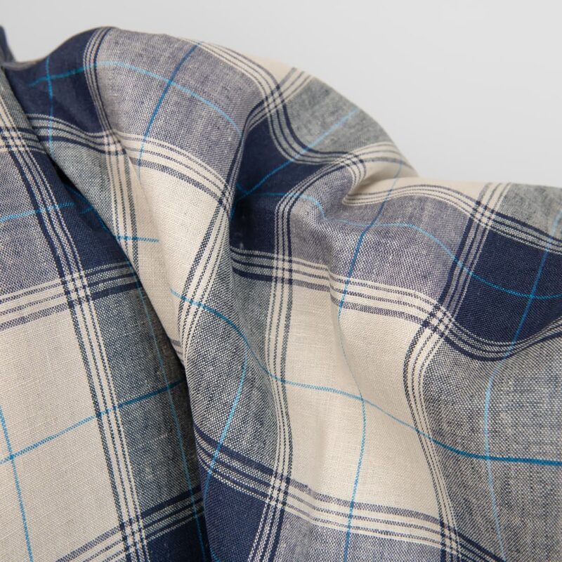 linen fabric in blue checks, width 150cm
