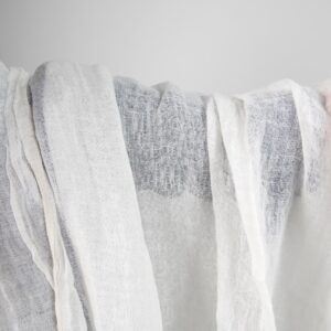 Mlecznobiała przeźroczysta tkanina lniana, prana 6 Off-White Transparent Linen Fabric, gauze washed