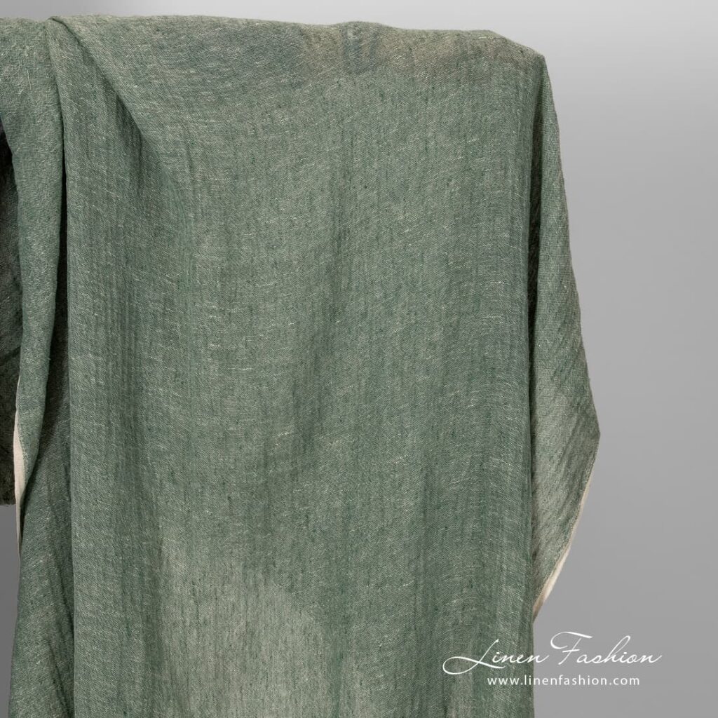 Przeźroczysty zielony prany len 1 Transparent green linen fabric, washed.