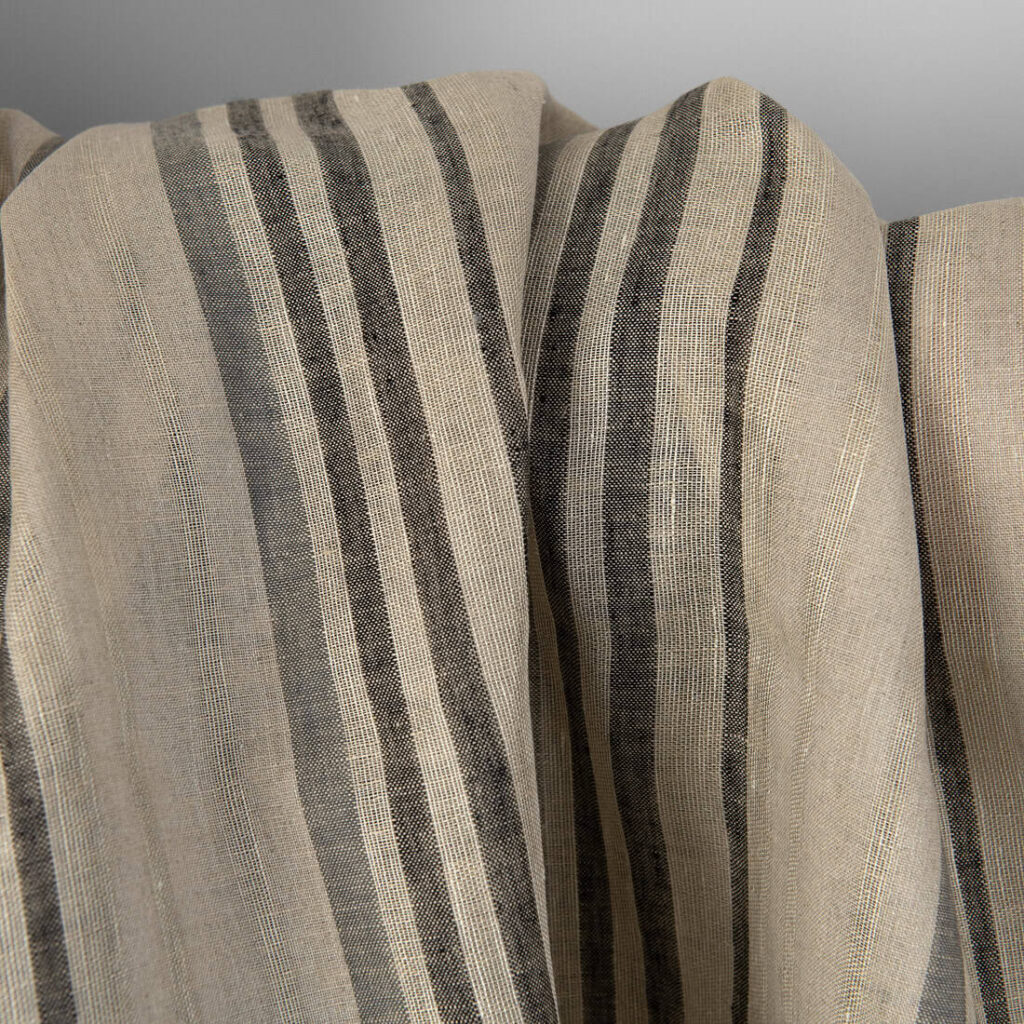 Beżowa w szare paski tkanina lniana 3 Linen fabric beige with grey stripes, dense and sparse weave