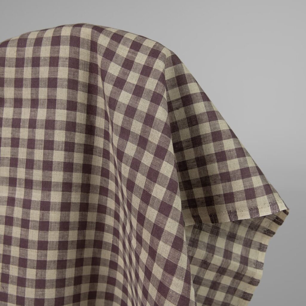 Tkanina lniana w kratkę niebarwioną i fioletową 2 Linen fabric in natural and purple colour checks product photo