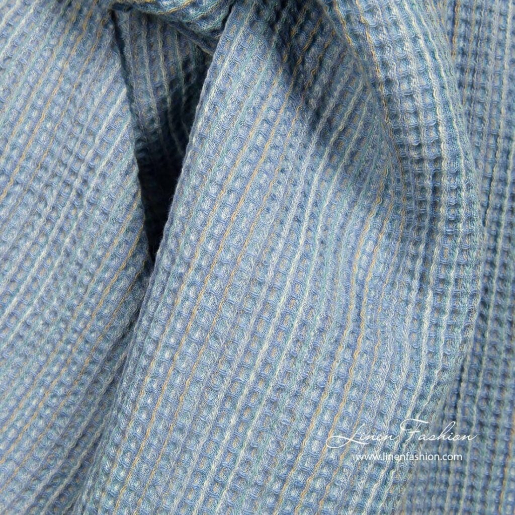 Lniano - bawełniana tkanina prana niebieska splot waflowy 3 Blue waffle linen blend fabric for bath and sauna items