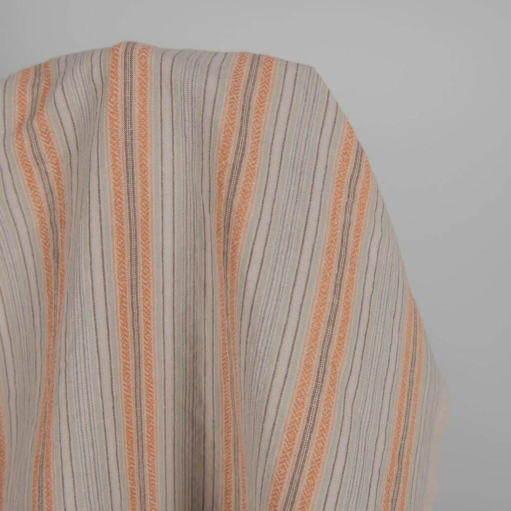 Prany len z bawełną w brązowe paski 2 Washed linen cotton in brown patterned stripes product photo