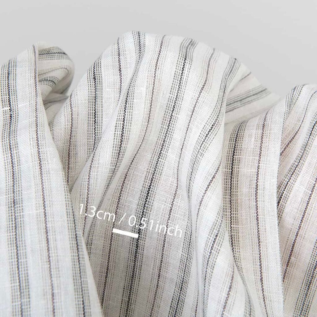 Mlecznobiała tkanina lniana w szare i brązowe paski 3 Off-white linen fabric, grey stripes, with measurements