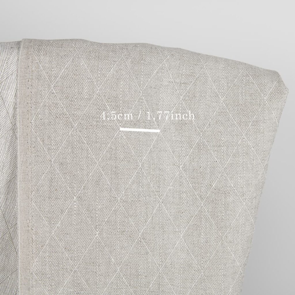 Beżowa dwustronna lniana tkanina w romby 3 Beige double-sided linen fabric in a diamond pattern with measurements