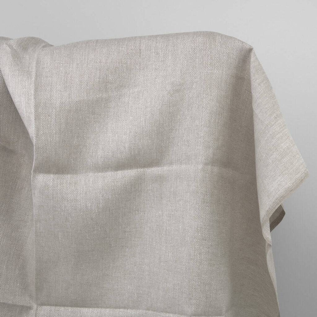 Tkanina lniana w szarą jodełkę 1 Beige linen fabric, herringbone