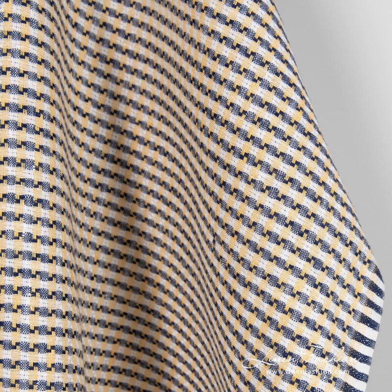 Linen fabric with checks