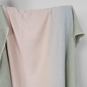 Prany różowo-zielony gradientowy waflowy bawełniano-konopny 5 Washed cotton-hemp waffle fabric pink green gradient
