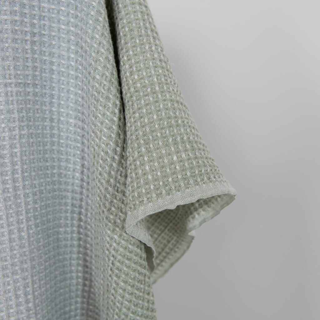 Prany różowo-zielony gradientowy waflowy bawełniano-konopny 4 Washed cotton-hemp waffle fabric pink green gradient, edge