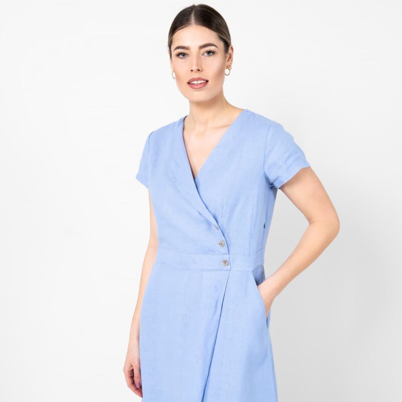 Light blue linen dress, with pockets