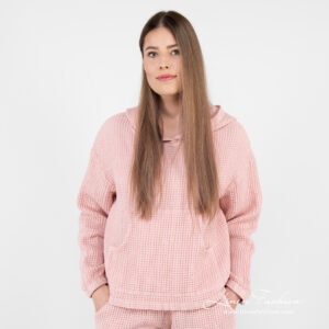 Leisure clothing in linen hoddie and shorts, rose.