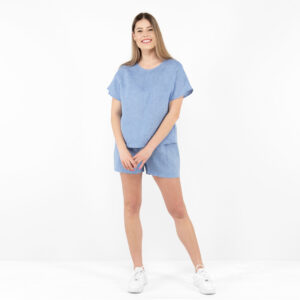 light blue linen shorts goes in set with blouse.