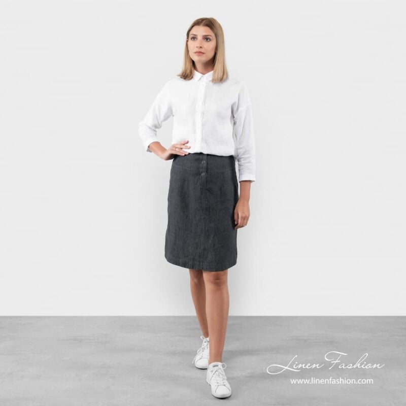 Black skirt MINIS.