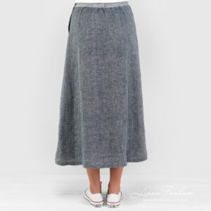 100% linen skirt in blue.