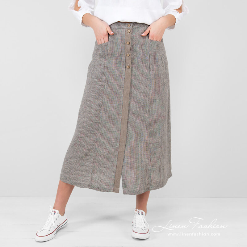 linen long checked shirt with pockets and buttons.