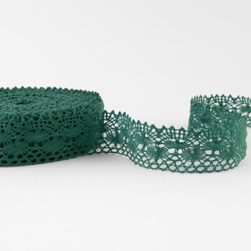 Linen lace green No. 77