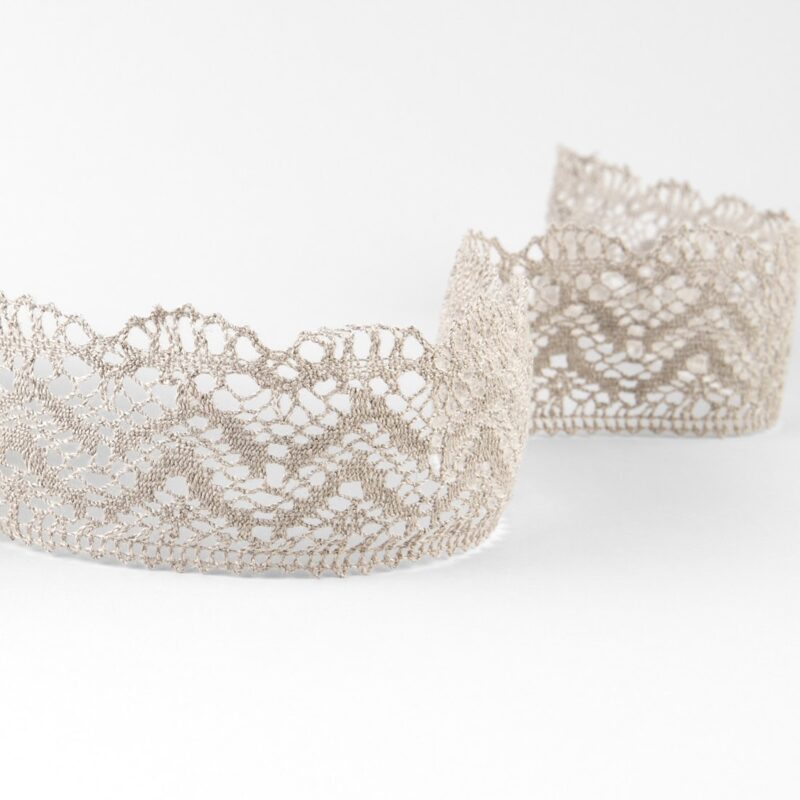 Linen lace natural No. 92, 4.5 cm width