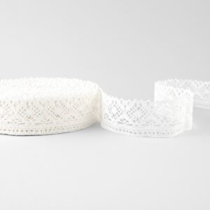 Linen lace off-white No. 93