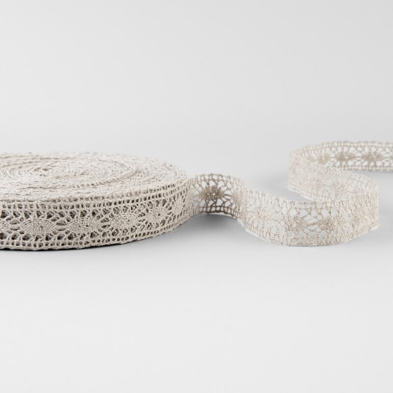 Linen lace natural No. 97