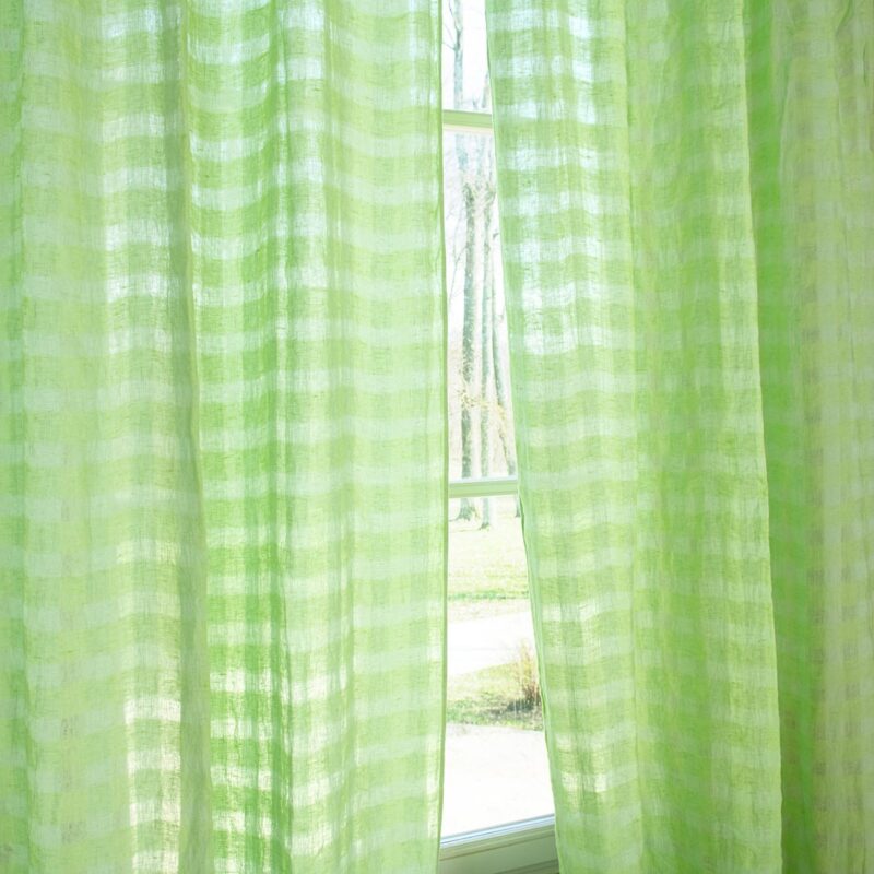 KORI Curtain green, with see through checks